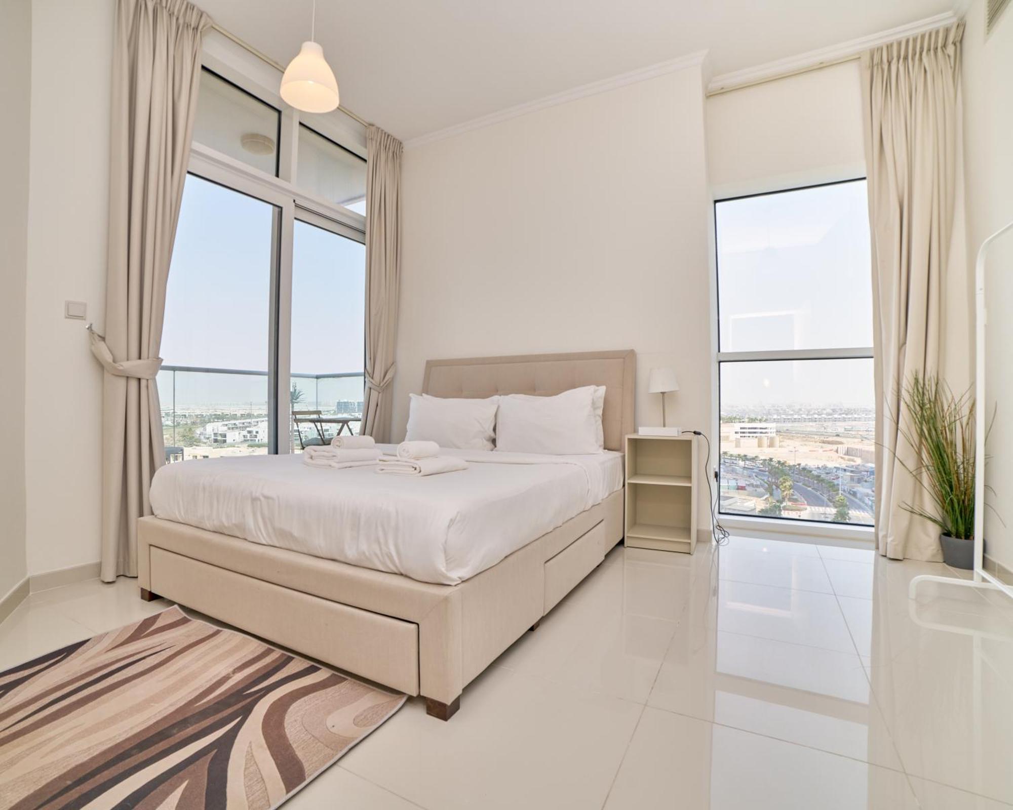Apartment Peaceful 1br In Damac Hills By Gp Homes *